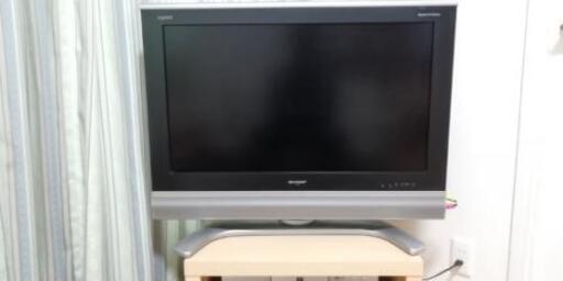 アクオス32型　2006年製