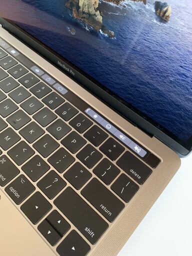Macbook Pro 13' 256G Touch Bar