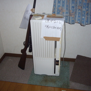 ウインドエアコン　(ハイアール製)