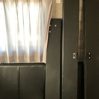 ダブルベッドフレーム 1年使用 の画像