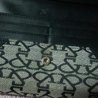 ピンキー長財布（&byP&D）の画像