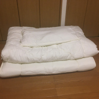 【収納ケース付】寝具3点セット。クローゼット収納可能！