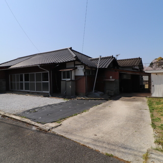 🌸緊急値下げ4.5万→3.8万🌸敷・礼金ゼロ🌸4DKの平屋🌸ペッ...