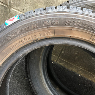 スタッドレスタイヤ　4本セットの画像