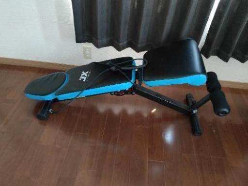インクラインベンチ