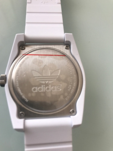 adidas腕時計シリコンタイプ　箱付き新品未使用品