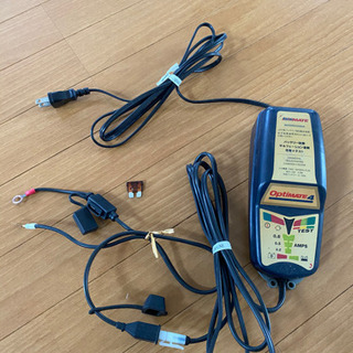 オプティメイト 4 充電器　12V バイク　5/7現在　受渡し予...