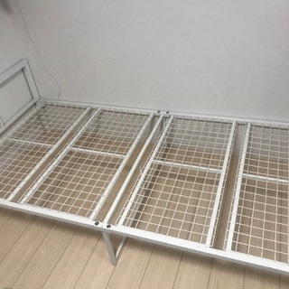 ベッドフレーム　シングル　無料