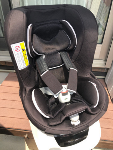 美品 エールベベ チャイルドシート 360度回転 新生児パット付き