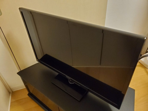[取りに来てください]パナソニック液晶テレビ(32型)+テレビ台