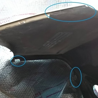 ヴォクシーモデリスタフロントバンパーの画像