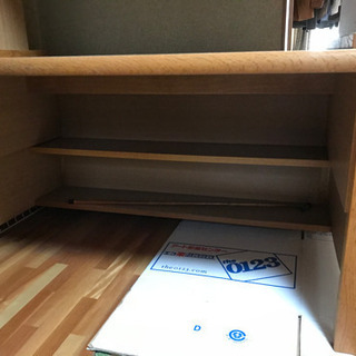 木製学習机　２つ