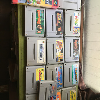 スーパーファミコン+22カセットの画像