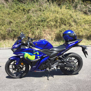 YAMAHA ヤマハ　YZF-R25 モビスターエディション