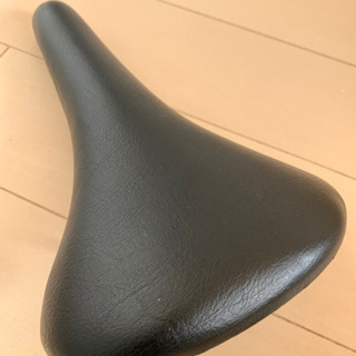 サドル　新車外しの画像