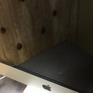 Apple iMac Model no:A1224 見た目綺麗 ジャンク 部品取り 備品無しの画像