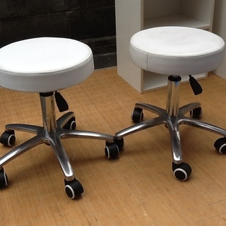 【1台700円】昇降スツール2台入荷 回転作業椅子 ガス圧昇降レ...