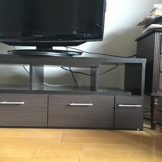 テレビ台の画像