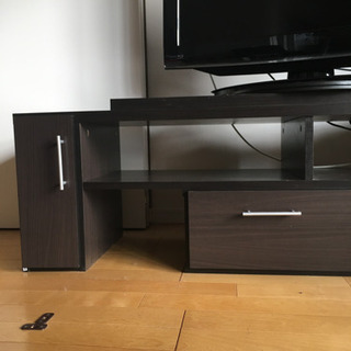 テレビ台の画像