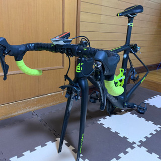 ロードバイク サーベロR5フレームセット　R8000アルテグラ付き