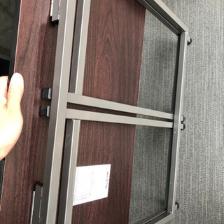 折りたたみ式作業机の画像