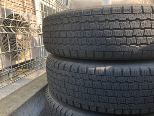 スタッドレス　145r12 タイヤ、ホイール付き4本セット