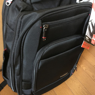 サムソナイトリュックの画像