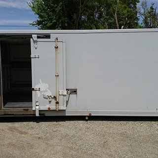 ♪八街BD81♪物置♪コンテナ♪手頃♪アルミ冷蔵箱♪