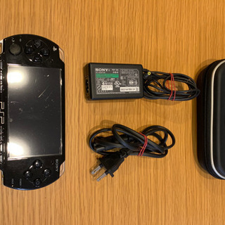 （バッテリーなし）PSP-2000本体＆ケース＆充電器＆ソフト（...