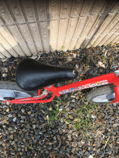 子供　幼児　自転車　16インチ　バランスバイク