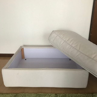 IKEA KIVIK シーヴィク オットマン 差し上げますの画像