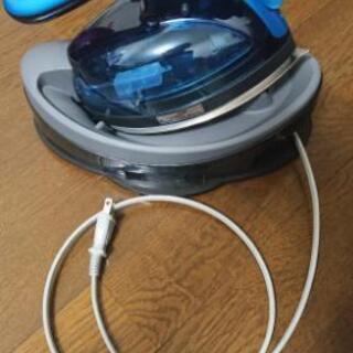 スチームアイロン TA-FVX820 東芝の画像