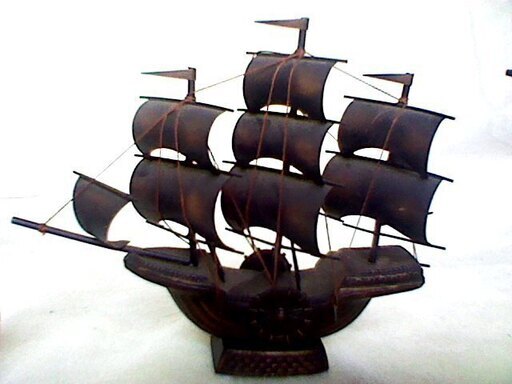 帆船　インテリア　50年以上前の作品　パイレーツオブカリビアン　海賊　置物　アンティーク