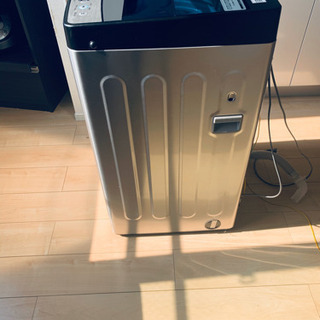美品。2019年製ハイアール全自動洗濯機5.5kg