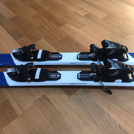 新品　ジュニアスキー板　140cm
