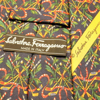 ブランド　ネクタイ（5本　内4本新品同様）の画像