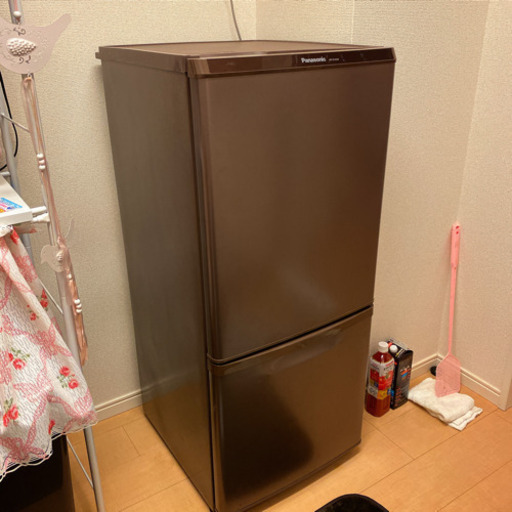 冷蔵庫　Panasonic NR-B14AW