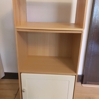 カラーボックス2つと上置きの画像