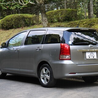 1.8X　ワンオーナーの全ディーラー整備車入庫、広々室内の７人乗り、お買い得な一台の画像