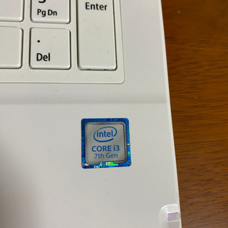 ノートパソコン　NEC LAVIEの画像