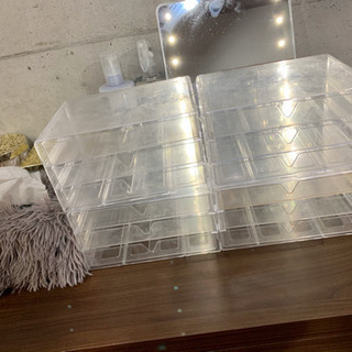アクセサリー　メイク　透明　トレイ収納　4つ