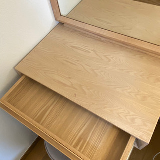 フランフランドレッサー(スツール付き)の画像