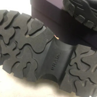 PRADA アンクルブーツスニーカーの画像