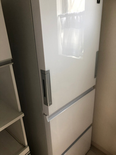美品❗️2018年製3ドア冷蔵庫