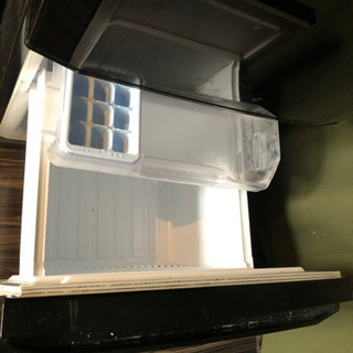 冷蔵庫  MITSUBISHI  黒の画像