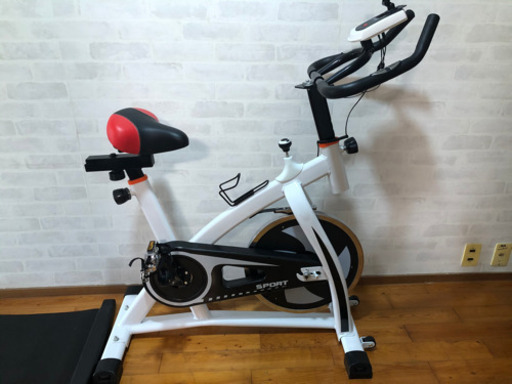 ほぼ新品です。