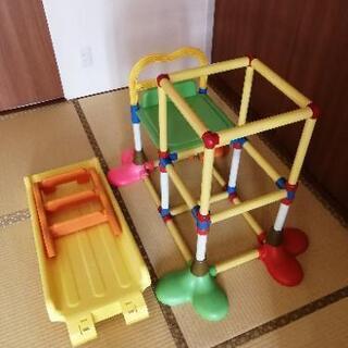 屋内滑り台＆ジムの画像