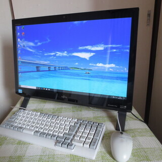 富士通　一体型パソコン　ESPRIMO FH56/KD Core i7 タッチパッドで快適操作：富士通 ESPRIMO FH56/KD [デスクトップ