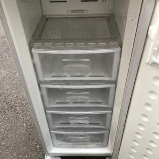 【店舗取引限定】富士通 5段電気冷凍庫 ERF-F11E-H 2002