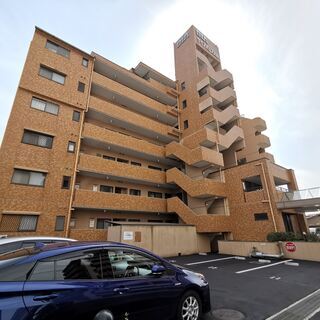 スーパーもコンビニも小学校も幼稚園も近い！ゆめタウンもすぐそこ♪...